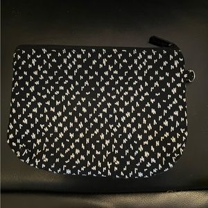 Small Thirty-one zipper pouch.